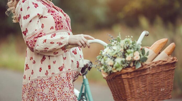 Is it Safe to Bike when You’re Pregnant? Is It Safe to Bike When You're Pregnant?