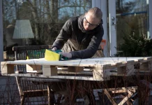 DIY Pallet Furniture: Crafting Eco-friendly Home Décor on a Budget DIY pallet furniture ideas