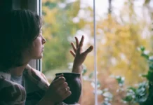 Seasonal Affective Disorder: What the Research Says Actually Helps Seasonal Affective Disorder